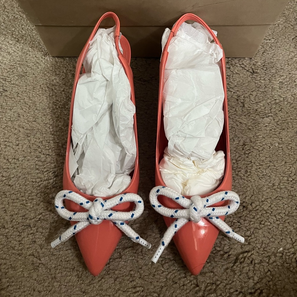 Burberry bow detail patent leather sling back salmon peachy pink orange sz 40 10
